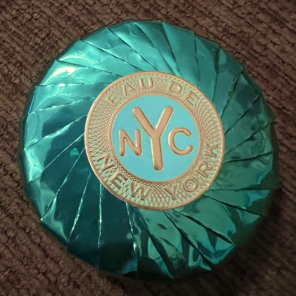 Bond No. 9 Eau de New York Scented Bar Soap - Rare !